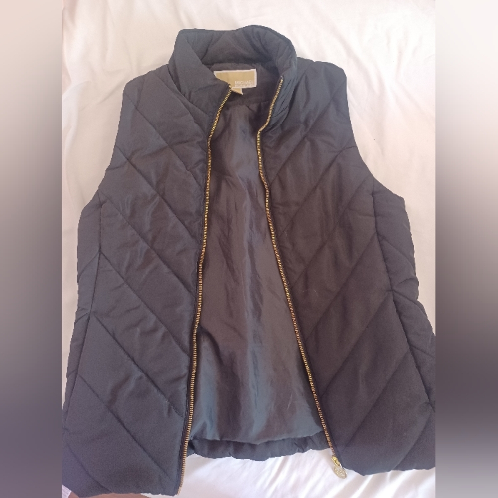 Michael Kors black vest for women size small like new